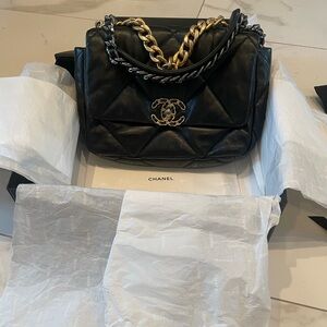 Chanel 19 Medium - Lambskin Black Quilted Shoulder Bag with Gold Hardware